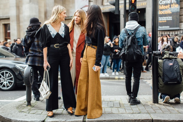 London Fashion Week jesień-zima 2020/2021: stylizacje gości