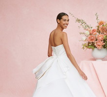 Suknie ślubne Carolina Herrera Bridal