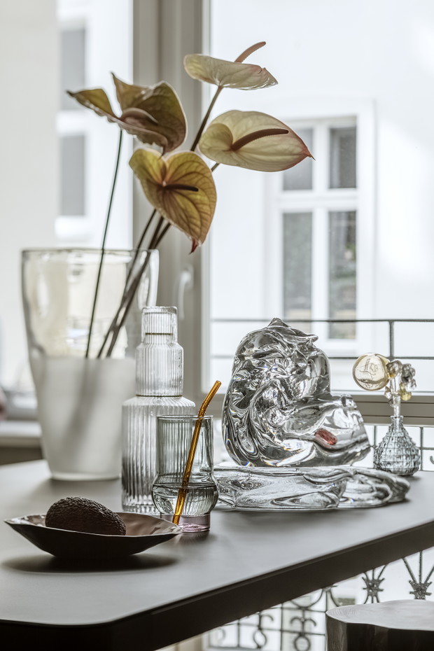 Klasyka plus boho szyk w warszawskiej kamienicy, Monika Goszcz-Kłos z biura projektowego GOSZCZDESIGN, stylizacja: Patrycja Rabińska
