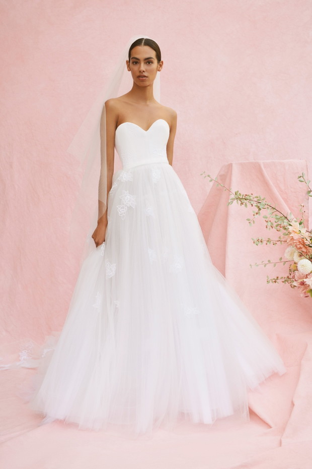 Suknie ślubne Carolina Herrera Bridal