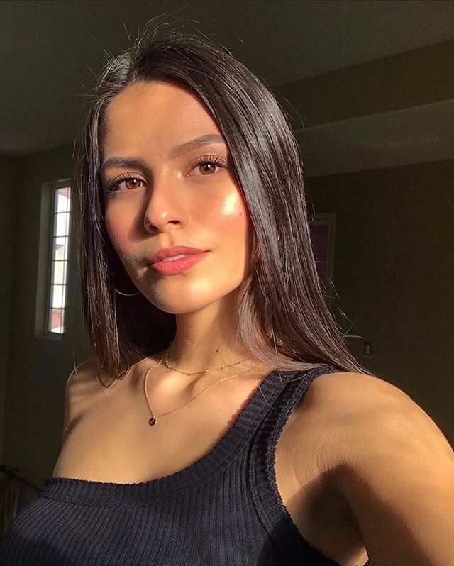 Rozświetlacz Becca