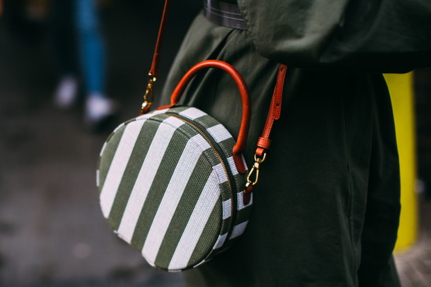 Torebki, buty i akcesoria - street style
