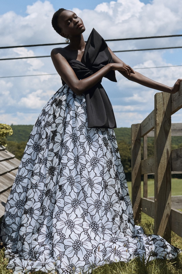 Carolina Herrera Resort 2021