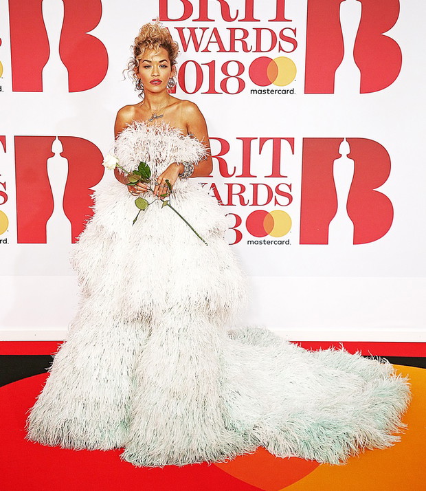 Rita Ora w sukni Ralph & Russo