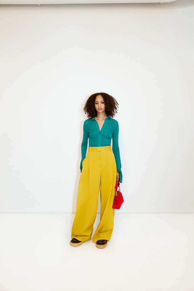 Bottega Veneta Resort 2021: jaskrawa historia