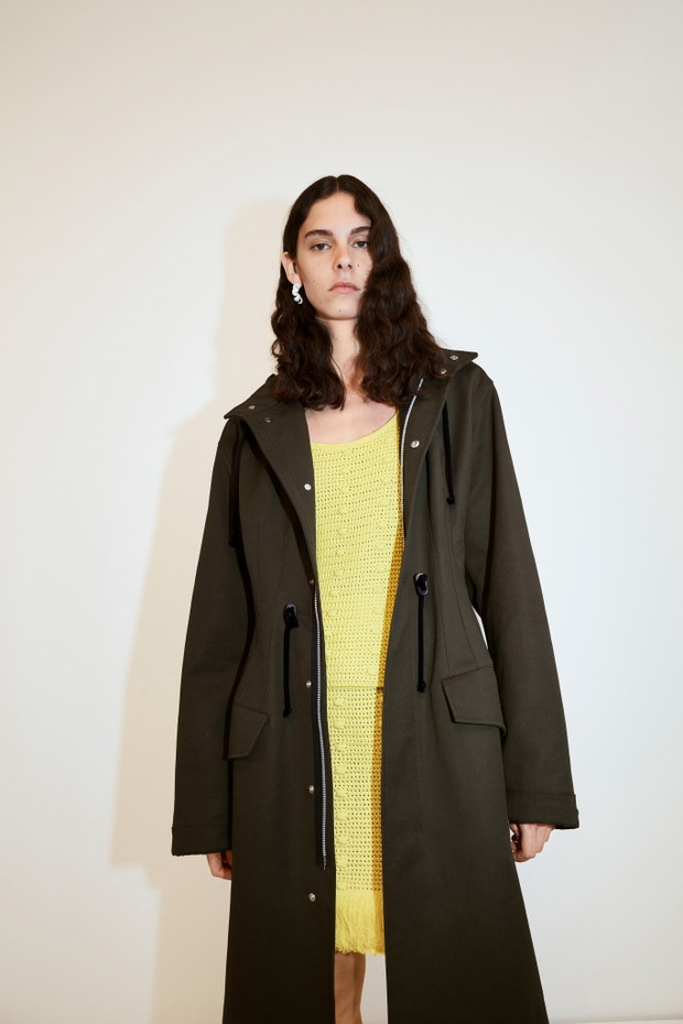 Bottega Veneta Resort 2021: jaskrawa historia