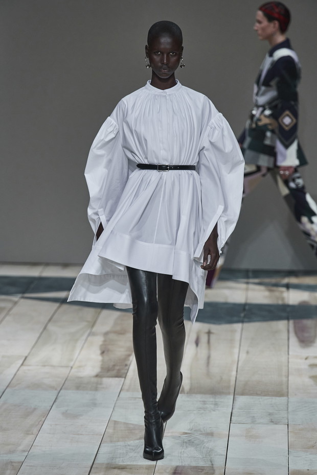 Alexander McQueen jesień-zima 2020/2021