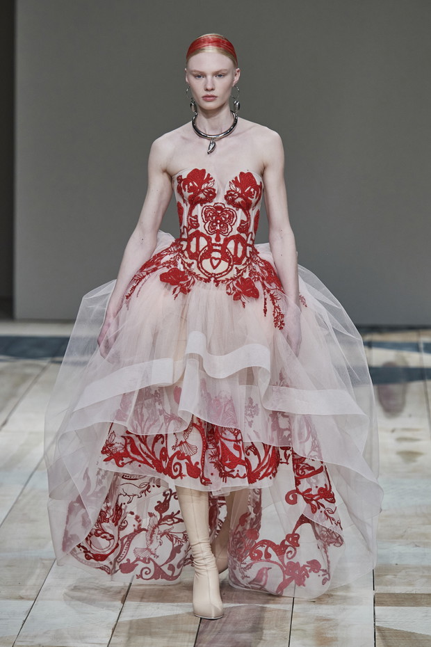 Alexander McQueen jesień-zima 2020/2021