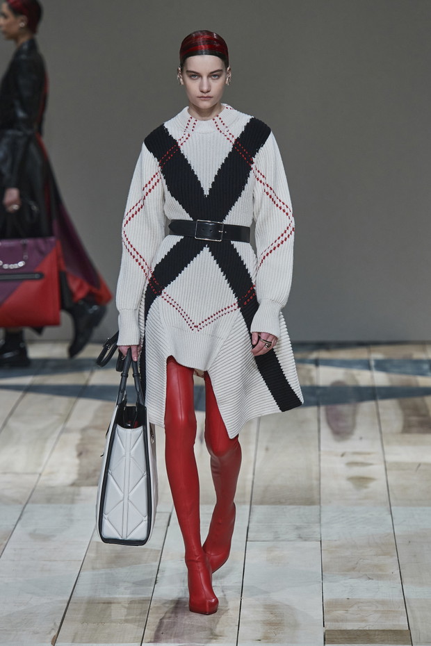 Alexander McQueen jesień-zima 2020/2021