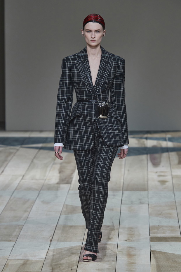 Alexander McQueen jesień-zima 2020/2021