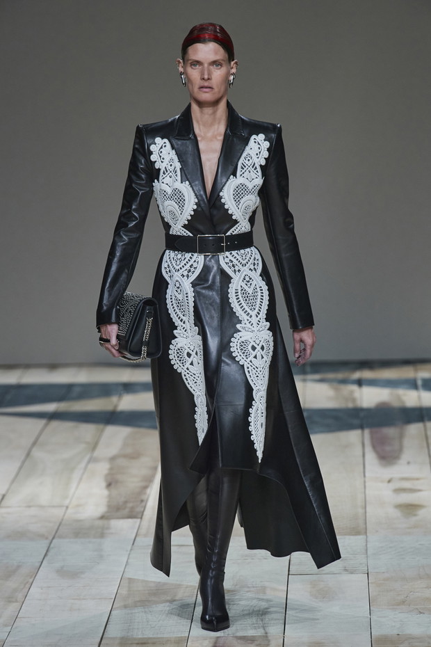 Alexander McQueen jesień-zima 2020/2021