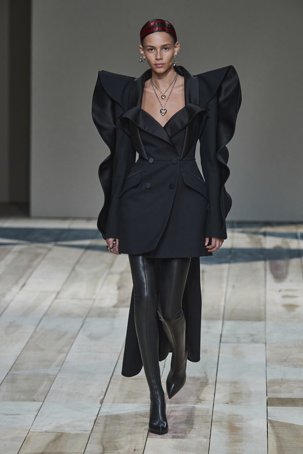 Alexander McQueen jesień-zima 2020/2021