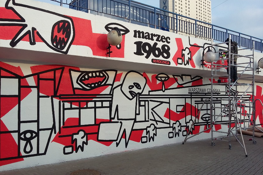 Nowy mural przy metrze Centrum