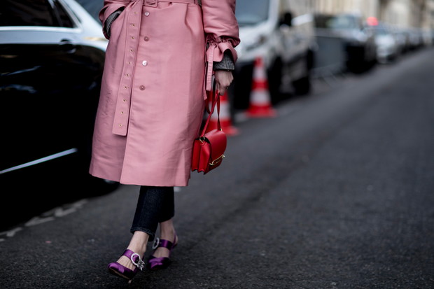 Modne buty, modne torebki, modne akcesoria na Paryskim Tygodniu Mody