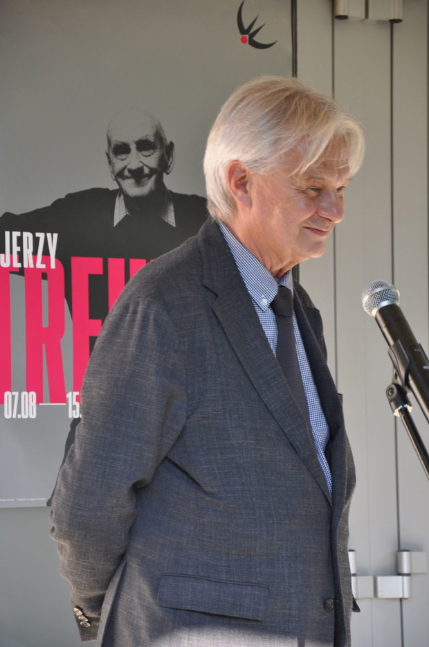 Kurator Muzeum Plakatu w Wilanowie Mariusz Knorowski.