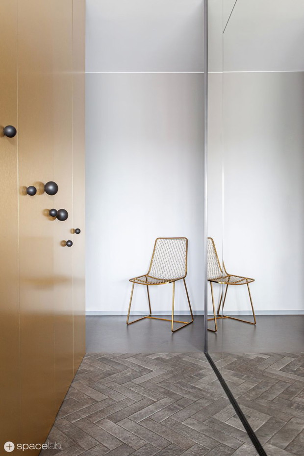 Apartament z czarną kuchnią, projekt: Agnieszka Deptuła, Spacelab