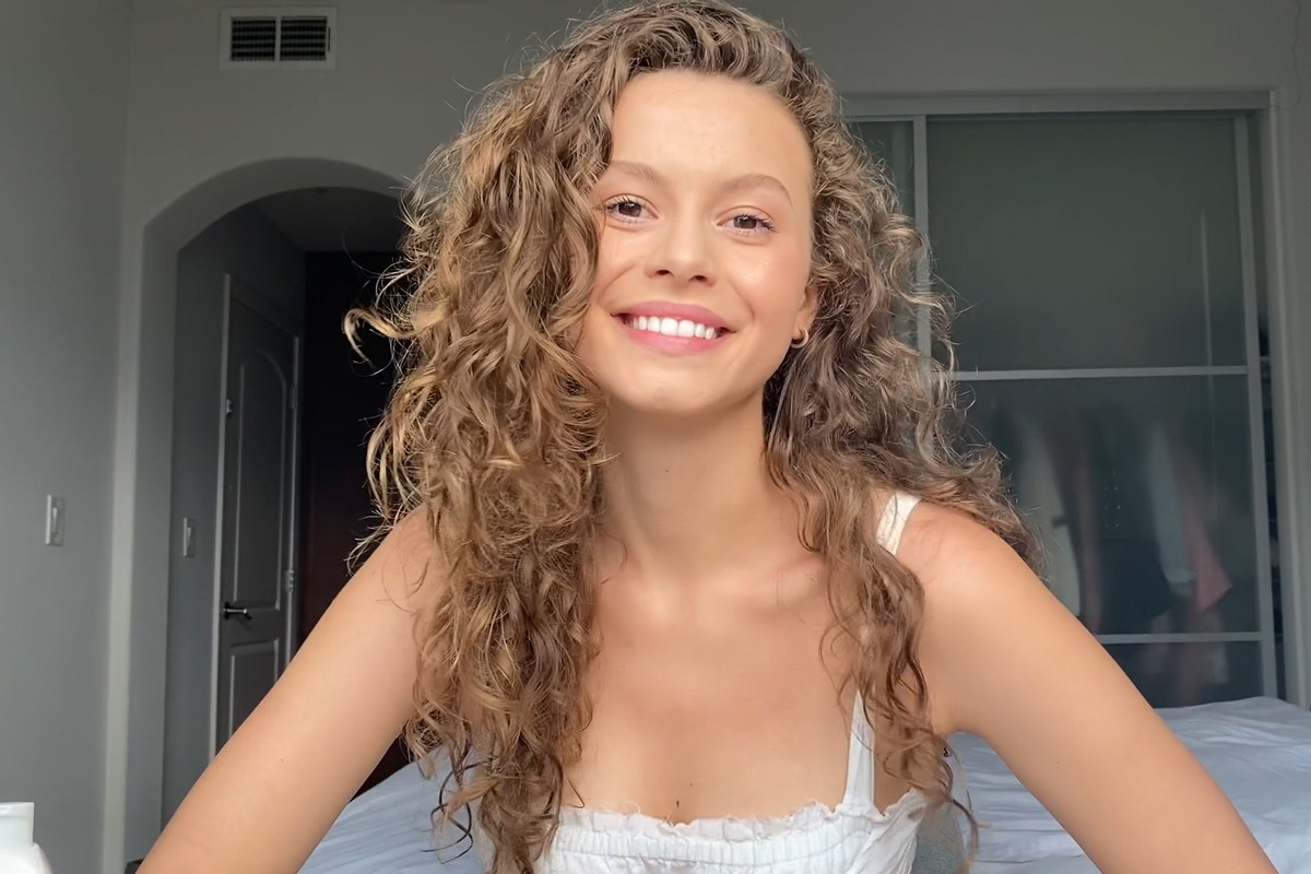 ELLE