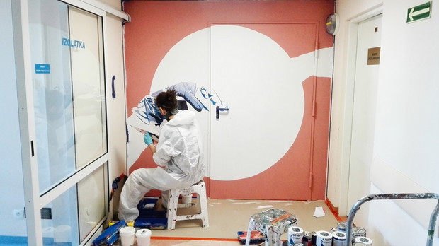 Murale w szpitalu MSWiA