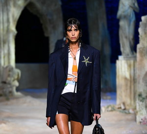 Versace wiosna-lato 2021