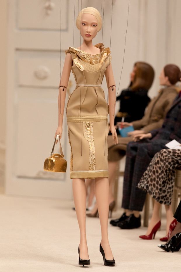Moschino wiosna-lato 2021