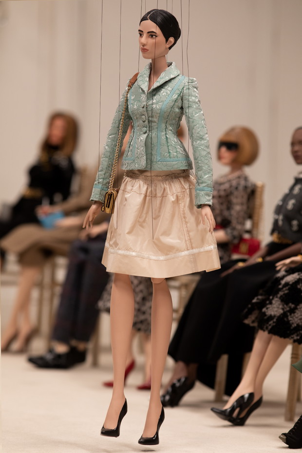 Moschino wiosna-lato 2021