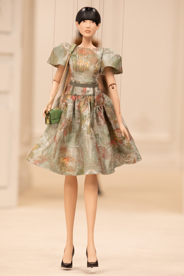 Moschino wiosna-lato 2021