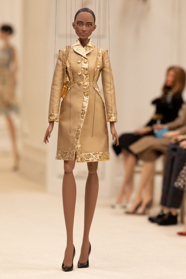 Moschino wiosna-lato 2021