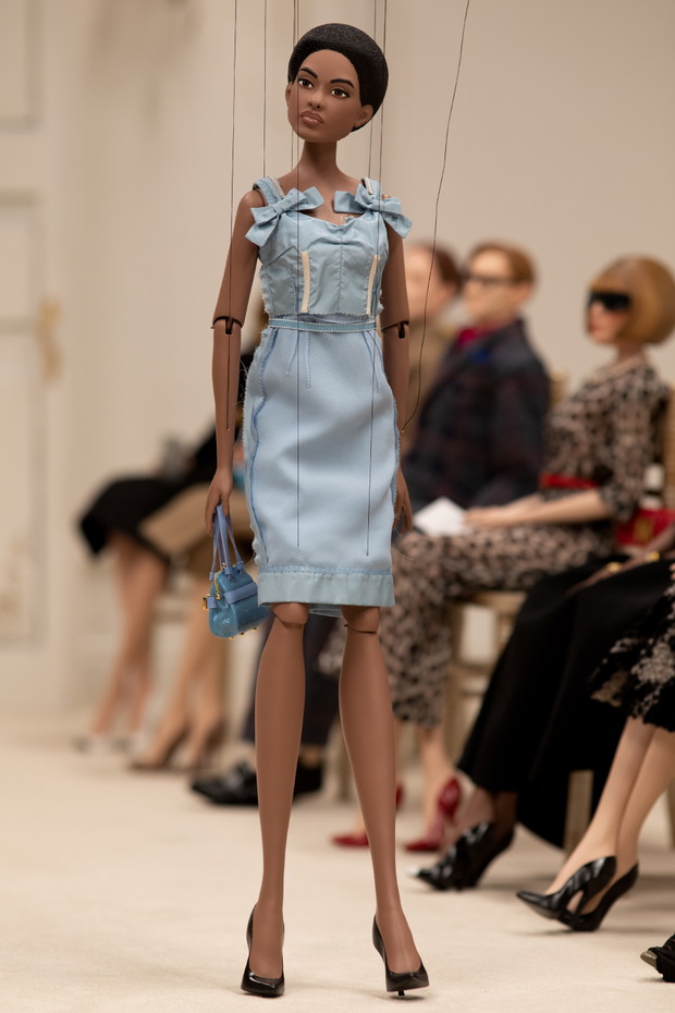 Moschino wiosna-lato 2021