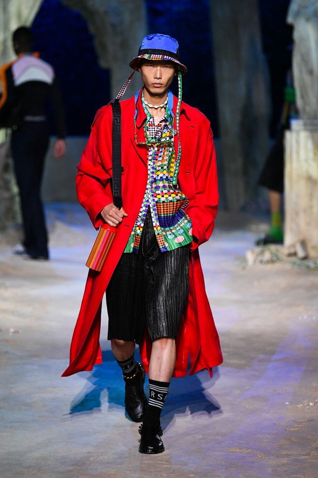 Versace wiosna-lato 2021