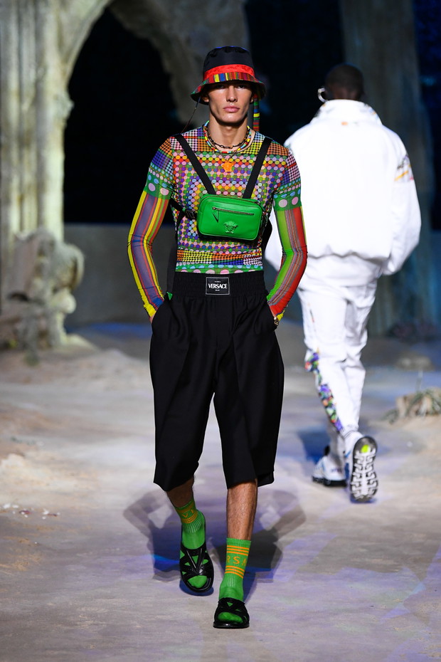 Versace wiosna-lato 2021