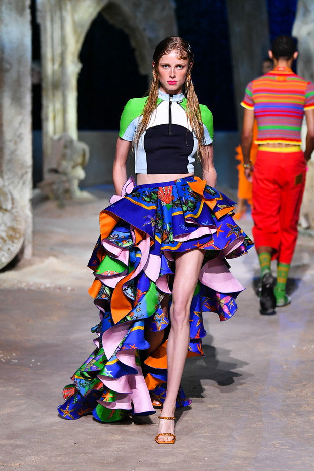 Versace wiosna-lato 2021