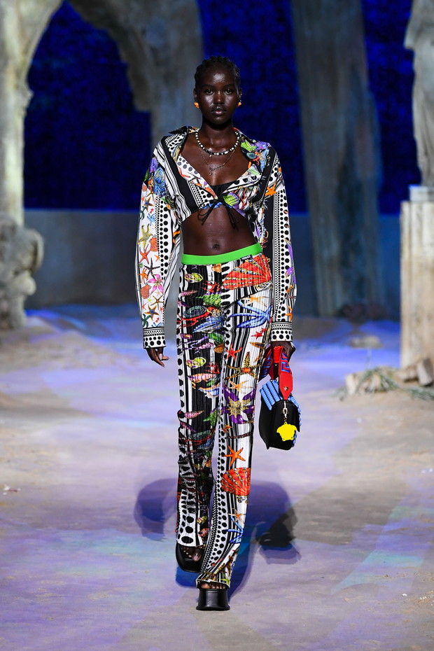 Versace wiosna-lato 2021