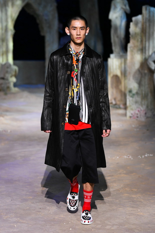 Versace wiosna-lato 2021