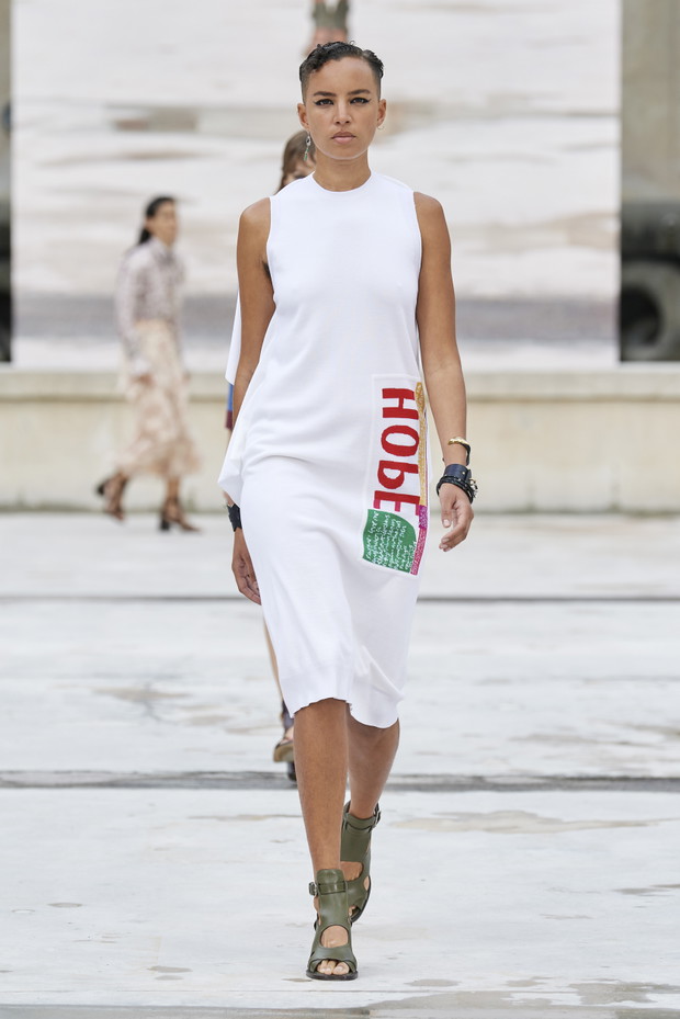Chloé wiosna - lato 2021: paryżanki