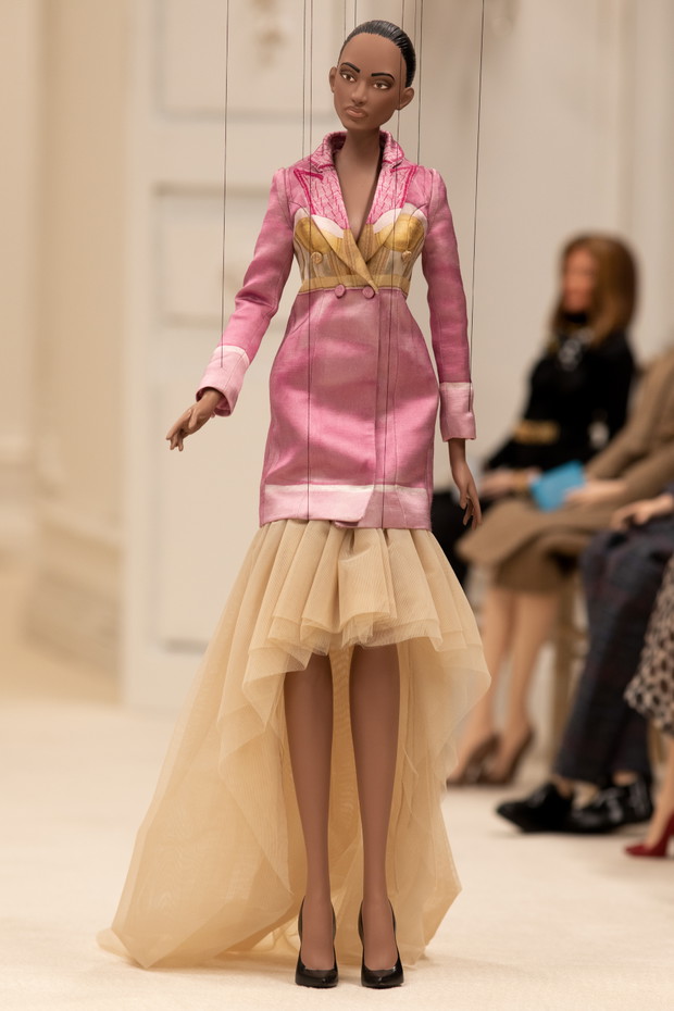 Moschino wiosna-lato 2021