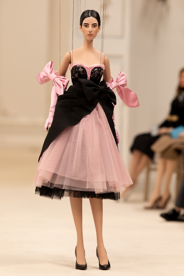 Moschino wiosna-lato 2021