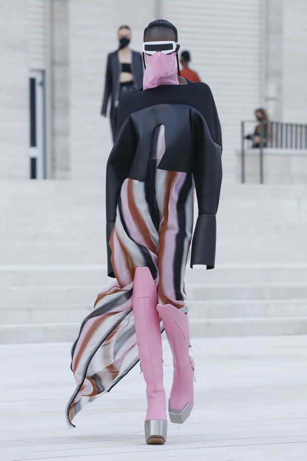 Rick Owens wiosna-lato 2021: Rzeki Hadesu