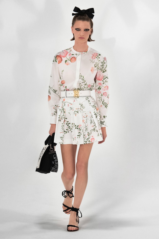 Giambattista Valli wiosna-lato 2021