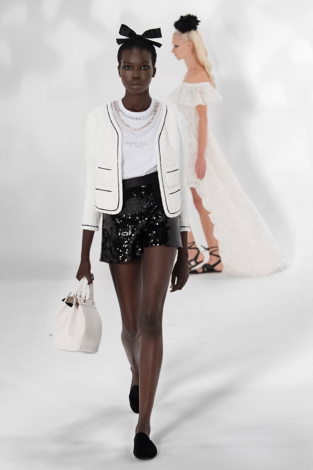 Giambattista Valli wiosna-lato 2021