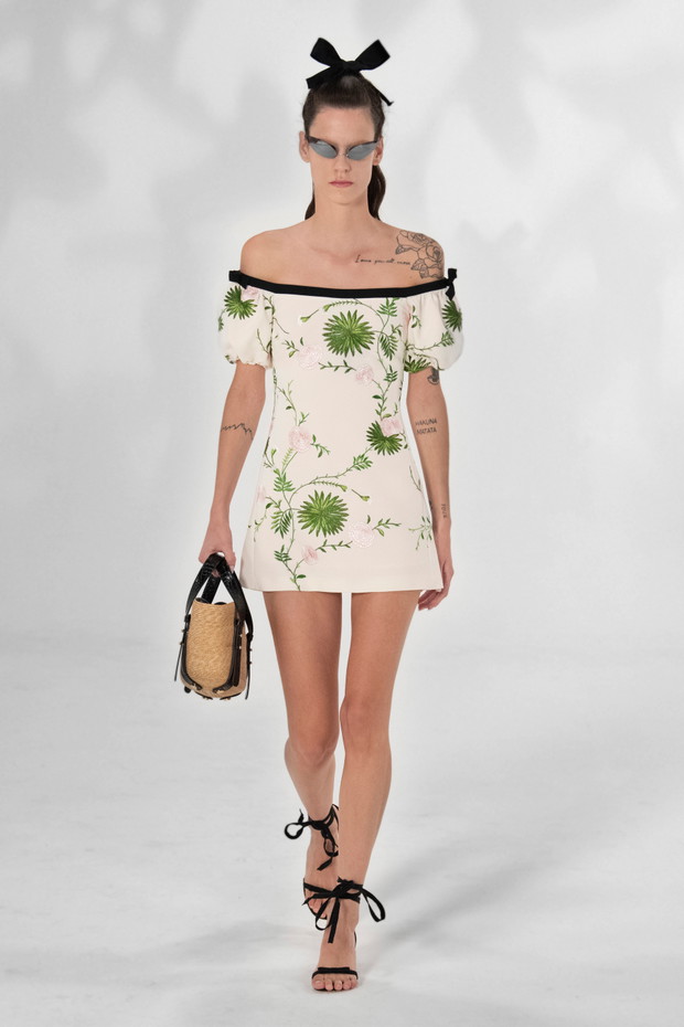 Giambattista Valli wiosna-lato 2021