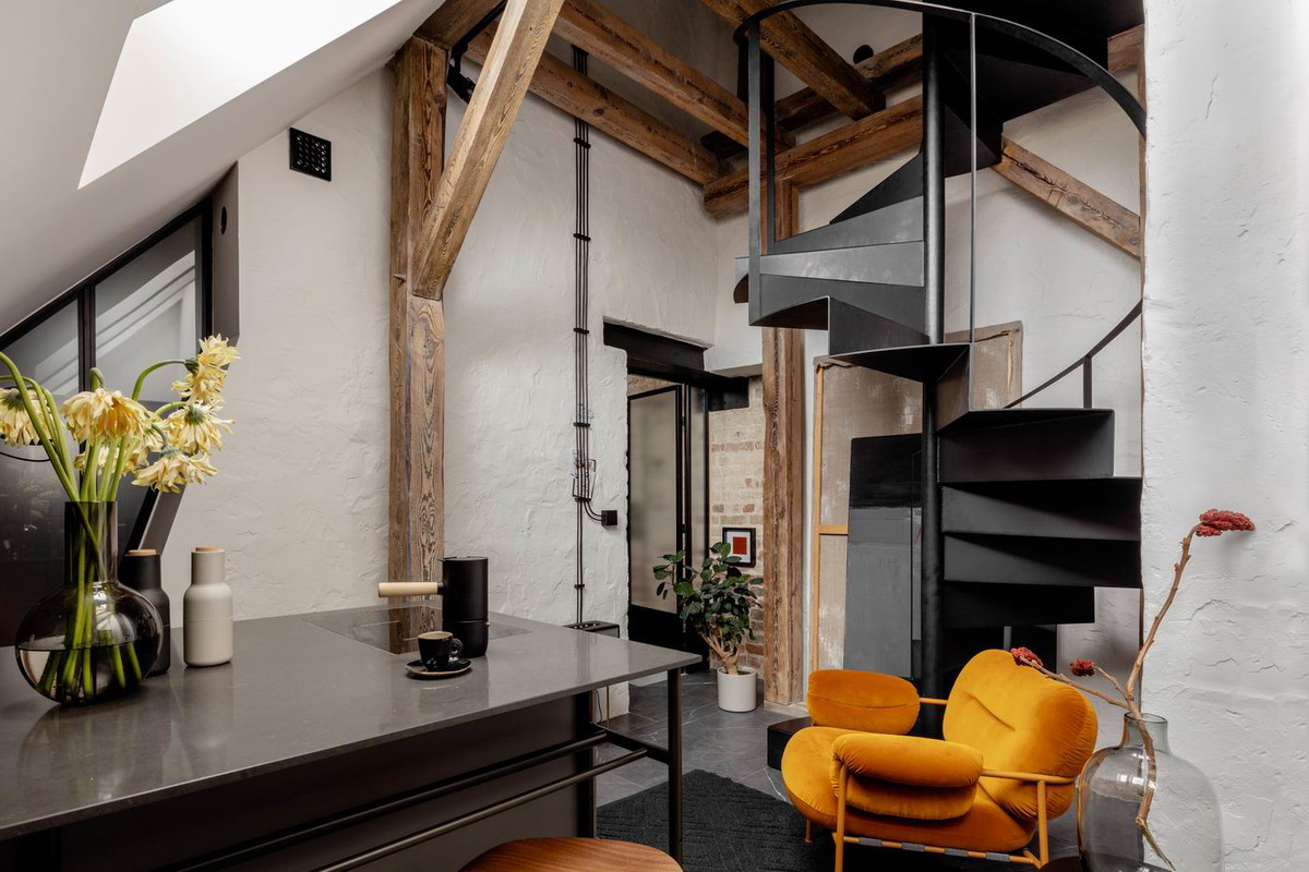 Loft w sercu Warszawy, projekt: Modoso
