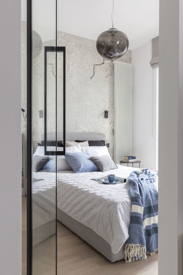 35 metrów kwadratowych przy Grzybowskiej w Warszawie, projekt wnętrza: Architekt wnętrz Ula Matthews, Decoroom, projekt kuchni i zabudowy meblowej: Architekt wnętrz Katarzyna Fotek, Decoroom