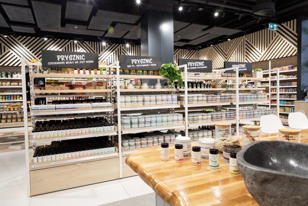 Nowy Rossmann w Manufakturze w Łodzi