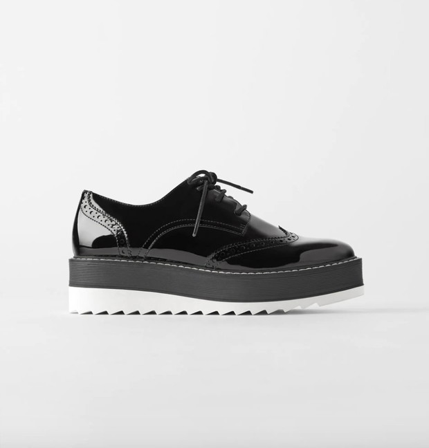 Wyprzedaż Zara 2020: BUTY DERBY NA PLATFORMIE 159,00 PLN, teraz 99,90 PLN