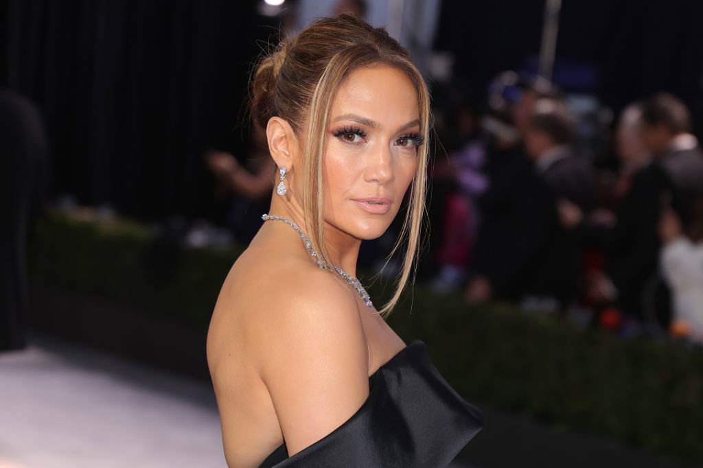 Ten nowy serial Netflix będzie hitem? Poleca go Jennifer Lopez