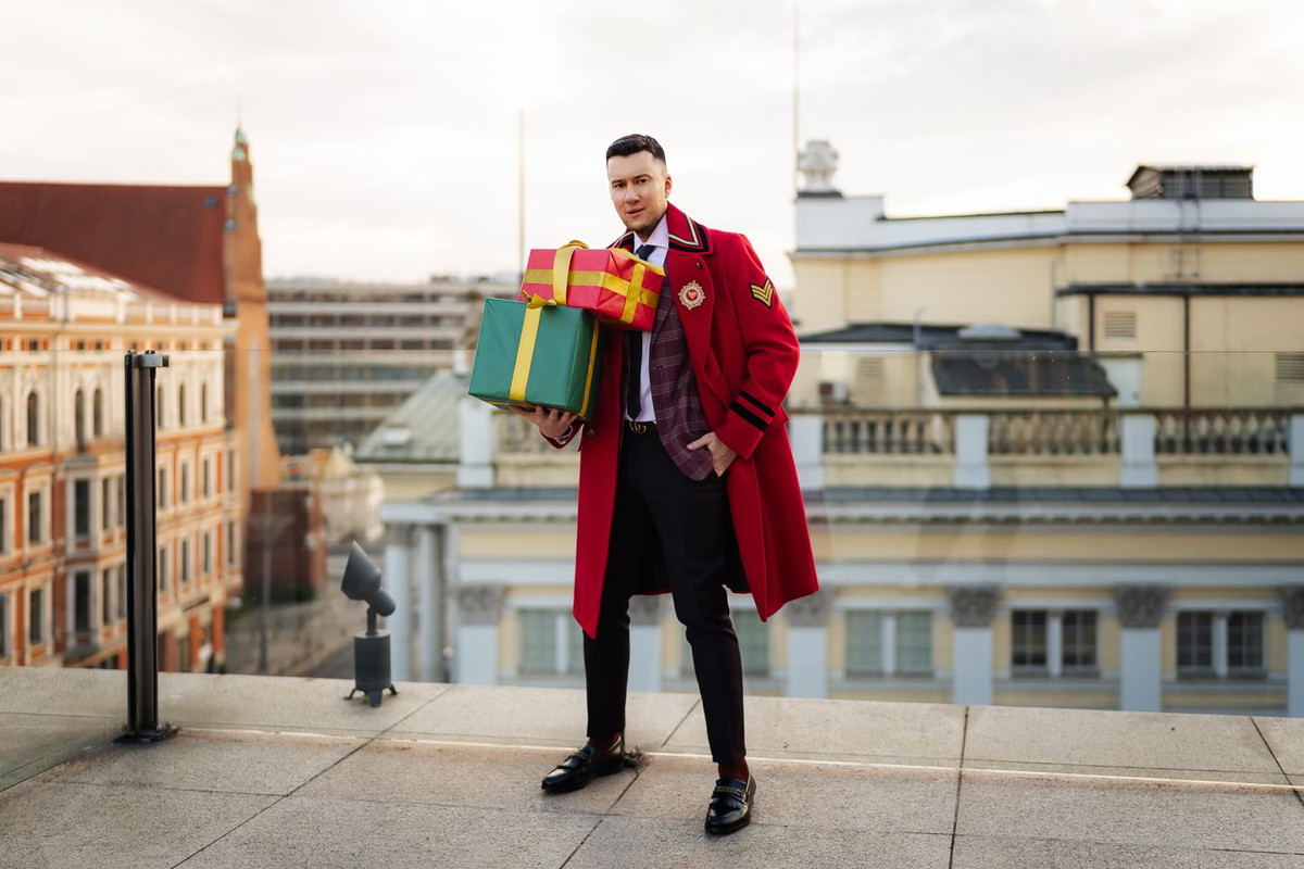 Łukasz Kędzior @lukebook