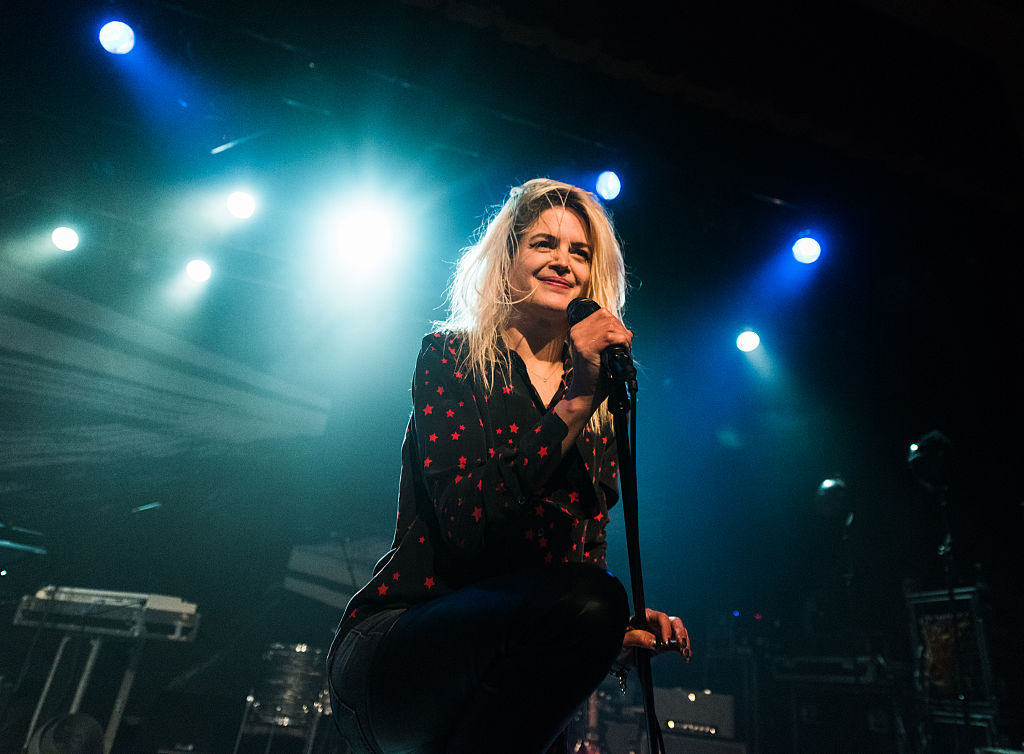 „To będzie jednak bardzo ważny rok. Jeden z najważniejszych w historii” - o podsumowaniu 2020 roku rozmawiamy z  Alison Mosshart