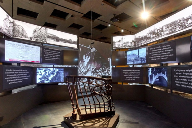Wystawa stała w Muzeum Józefa Piłsudskiego w Sulejówku , projekt: Ralph Appelbaum Associates, Inc., WXCA i Platige Image