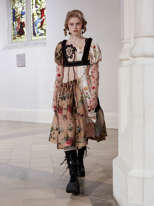 Kolekcja Simone Rocha jesień-zima 2021/2022