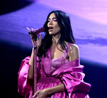 Dua Lipa Grammy 2021